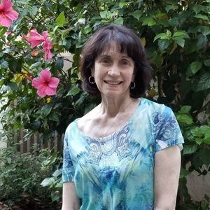 Meet your Posher, Elissa